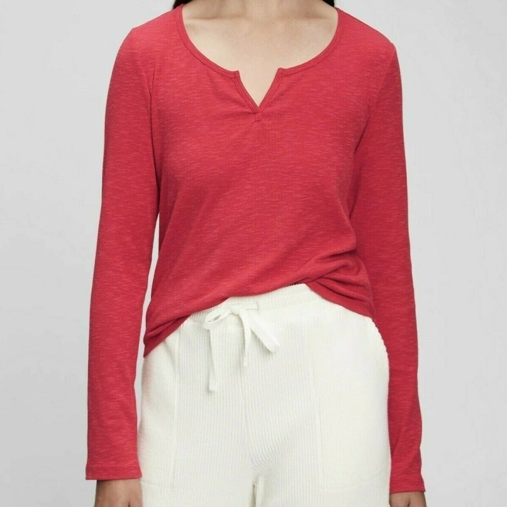 New Split Neck LS Tee XS Red Notch Gap Body
